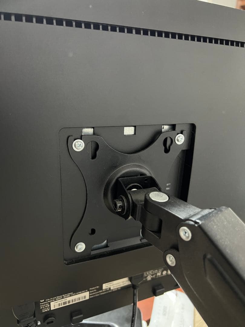 hp 大画面モニター HDMI VESA対応 デスクアーム・キーボード付き