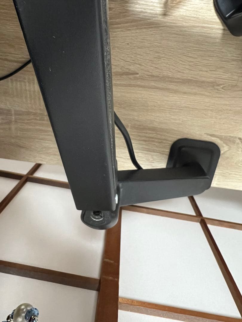 hp 大画面モニター HDMI VESA対応 デスクアーム・キーボード付き