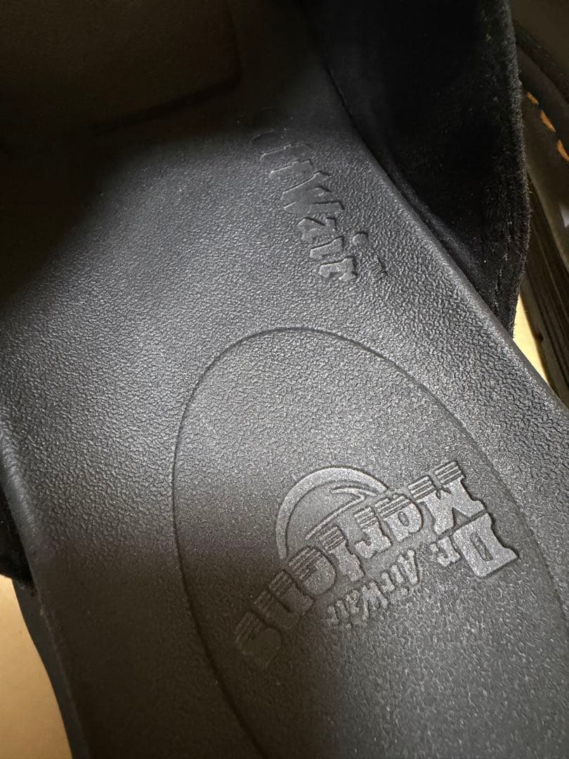 ドクターマーチンの「DAX」サンダル UK8