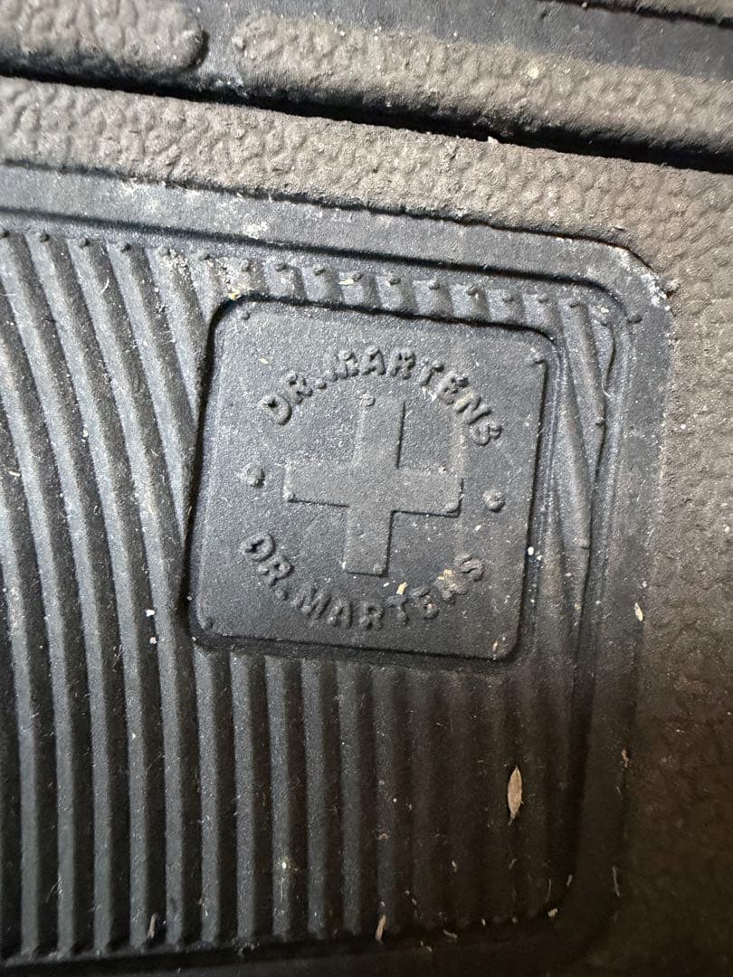 ドクターマーチンの「DAX」サンダル UK8