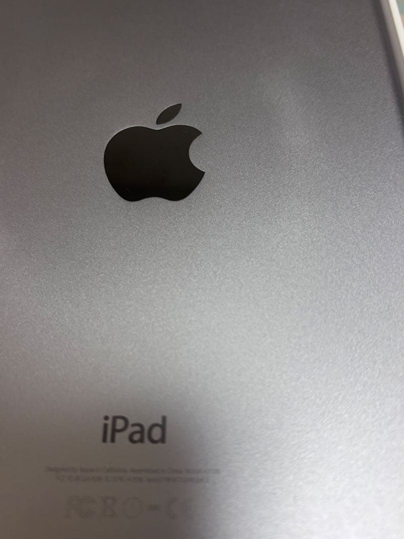 iPad mini4 スペースグレイ/128GB おまけケース付き