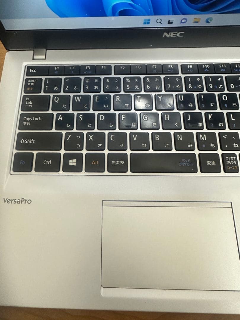 NEC Core i5 第6世代メモリ8GB SSD128GB W11