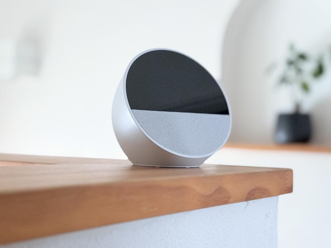 【新品同様】Echo Spot 白（グレーシャーホワイト）2024年発売