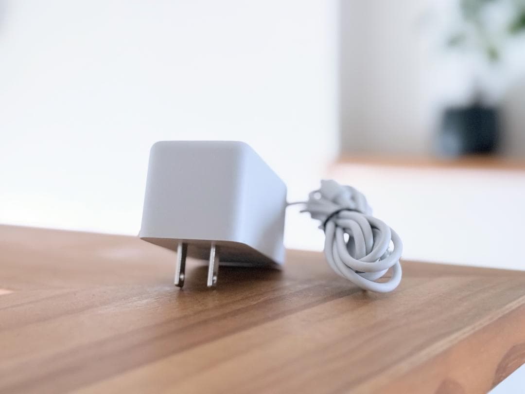 【新品同様】Echo Spot 白（グレーシャーホワイト）2024年発売