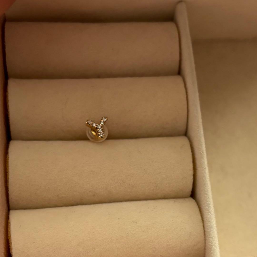 ちゃま様 ハーフピアス ソロピアス イニシャル Ｙ テイクアップ