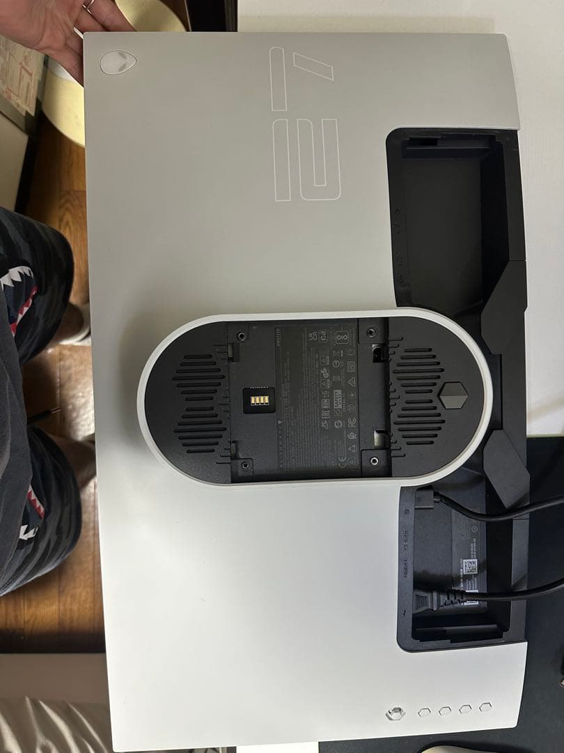 ALIENWARE AW2721D 27インチ モニター240Hz