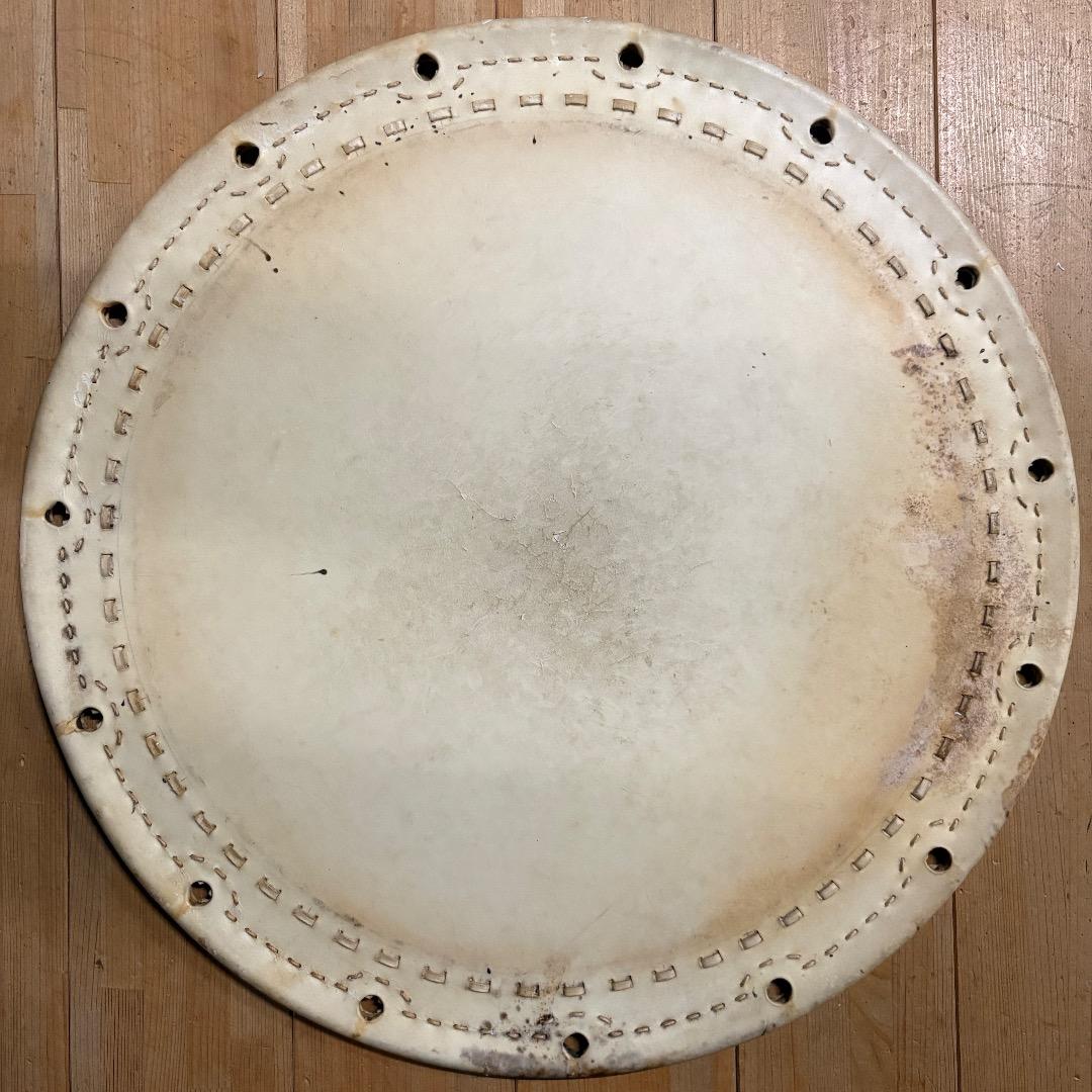 ひ*み様 桶胴太鼓 革 約2尺1寸(直径63.5cm)15穴