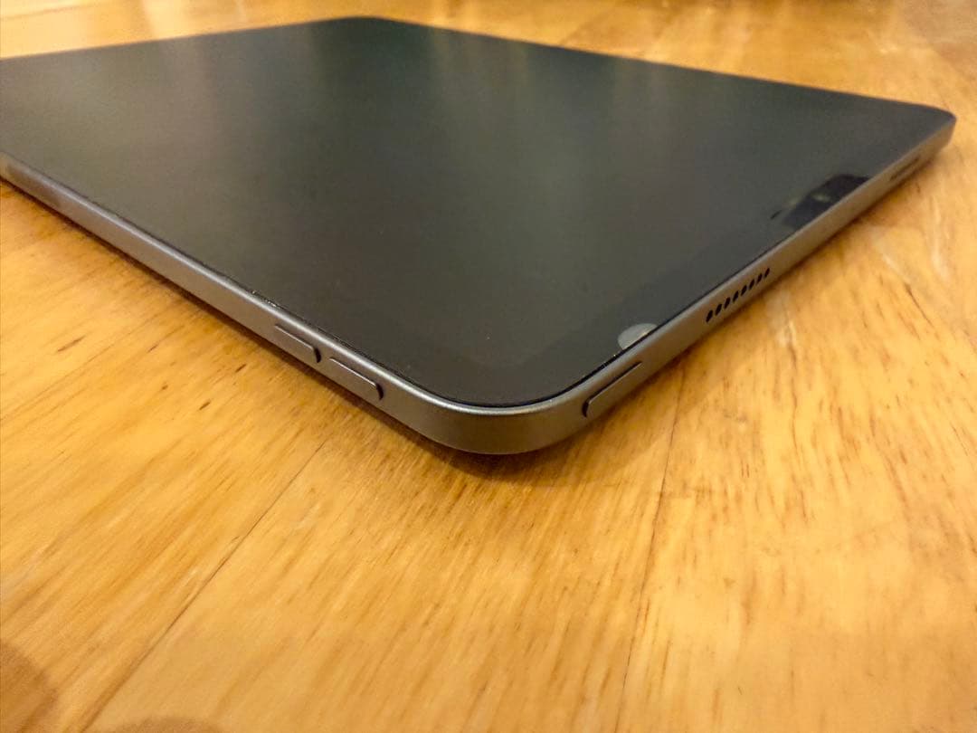 Apple iPad Pro 11インチ (第3世代) スペースグレー