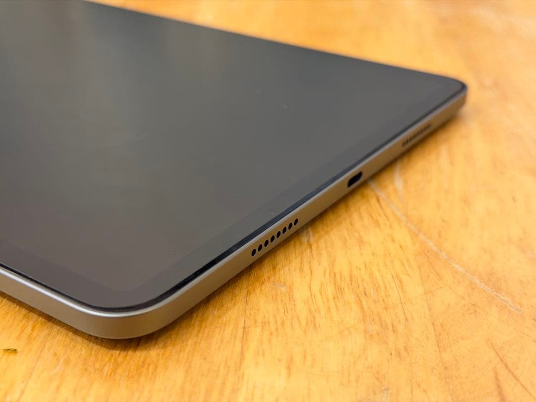 Apple iPad Pro 11インチ (第3世代) スペースグレー