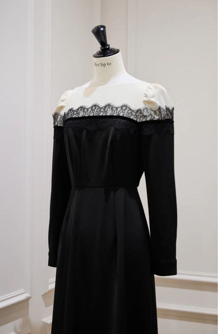 ワンピース Leonie Two-Tone Dress M Herlipto