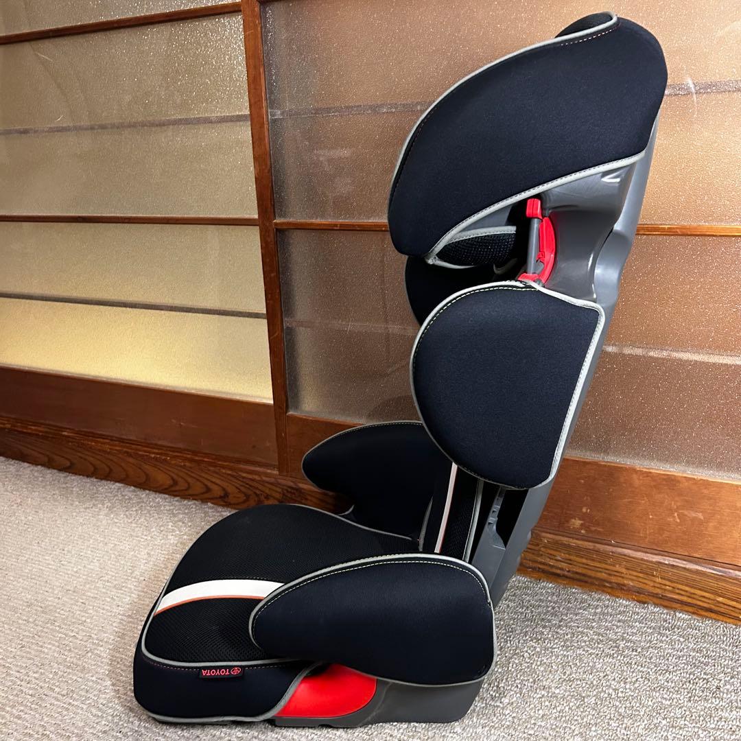 美品 ジュニアシート トヨタ純正 TOYOTA 3歳～12歳 TAKATA
