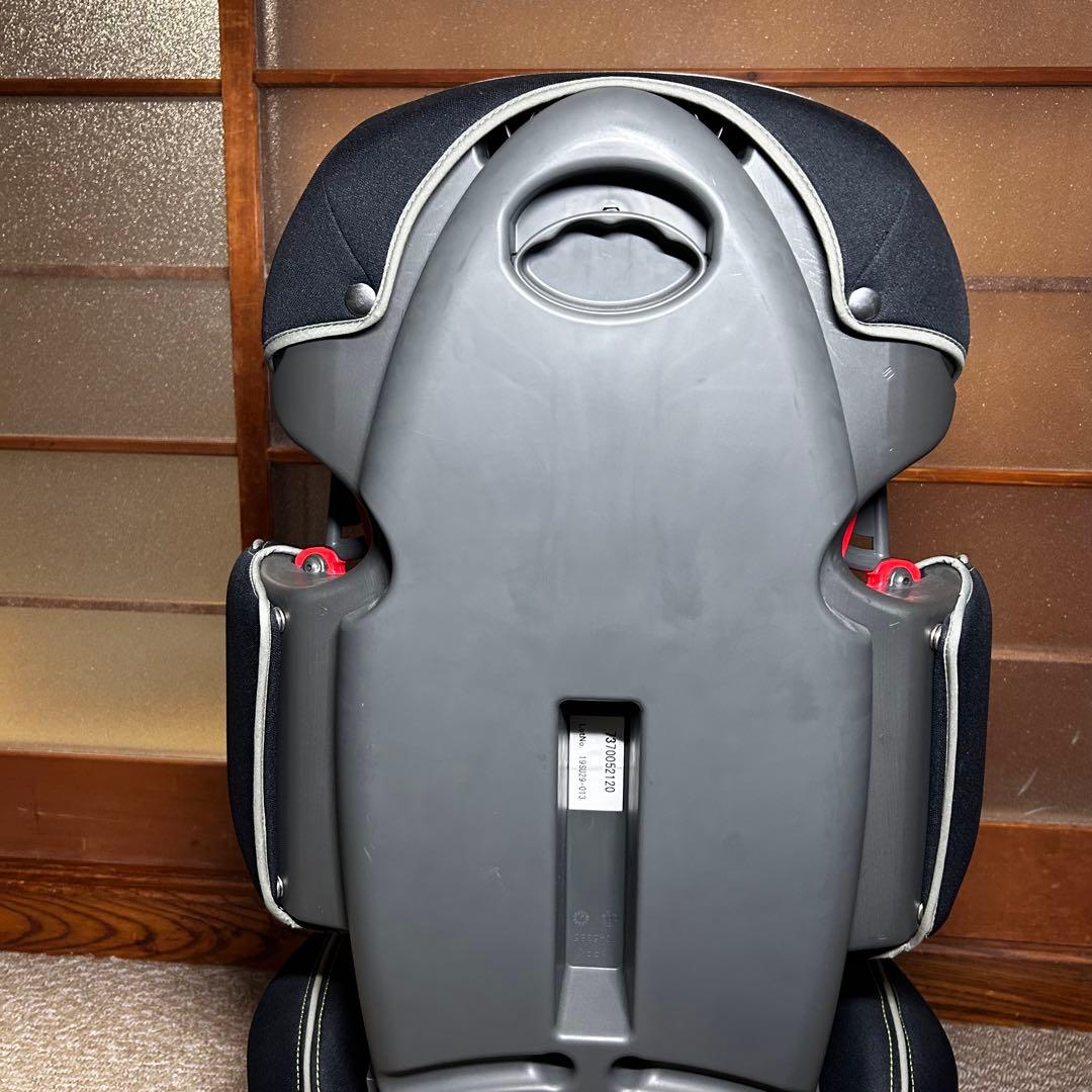 美品 ジュニアシート トヨタ純正 TOYOTA 3歳～12歳 TAKATA