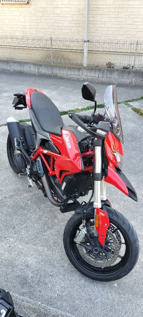 ハイパーモタード939　ドゥカティ　純正　リアキャリア