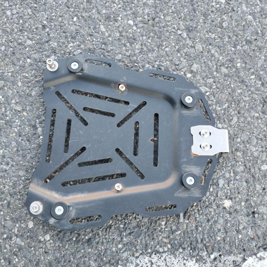 ハイパーモタード939　ドゥカティ　純正　リアキャリア