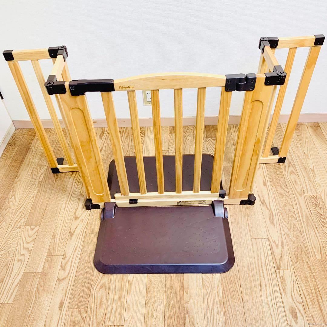 日本育児 おくだけドアーズWoody Lサイズ 木製 自立式 ベビーゲート