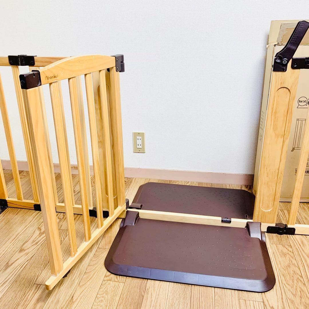 日本育児 おくだけドアーズWoody Lサイズ 木製 自立式 ベビーゲート