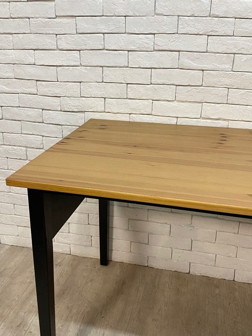 【東京都23区配送無料】定価4万円　イケア　デスク　140cm 書斎　勉強　机