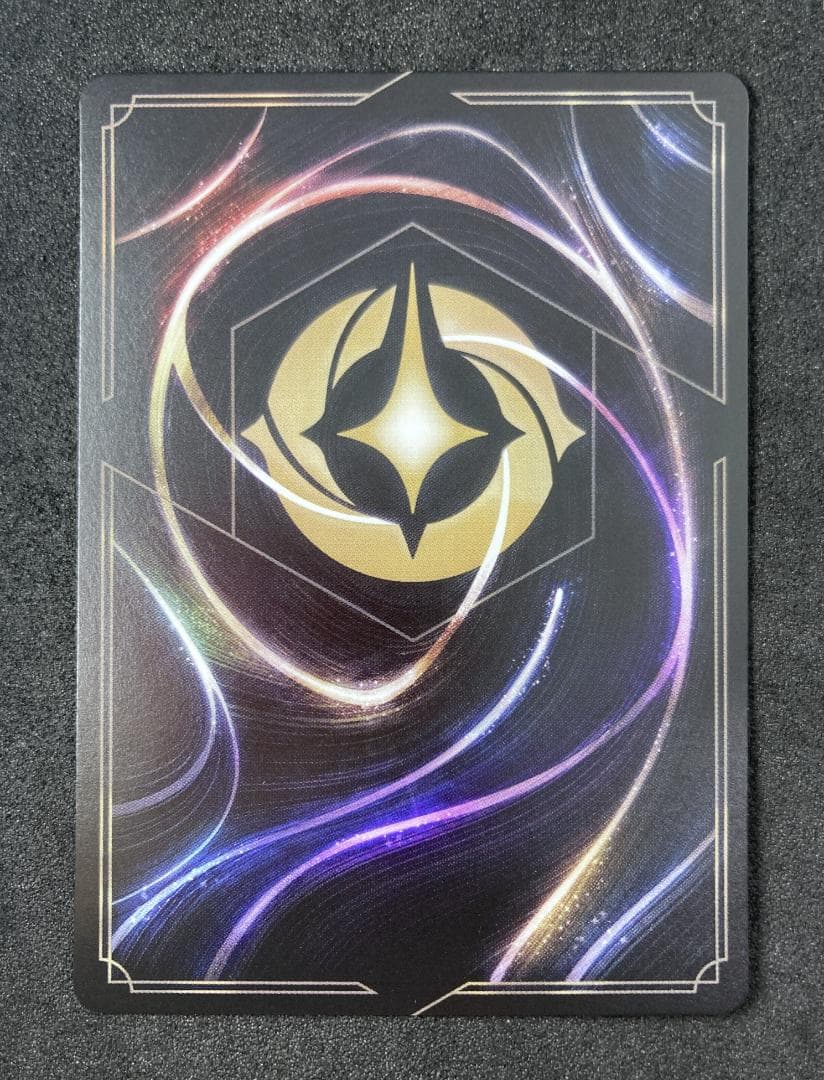 ロルカナ　ナヴィーン王子- ウクレレ奏者　エンチャンテッド