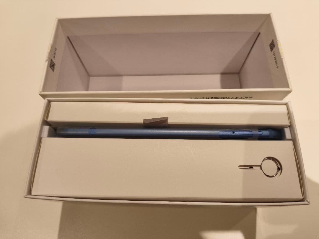 新品未使用 HWV31 HUAWEI nova 2 64GB SIMフリー