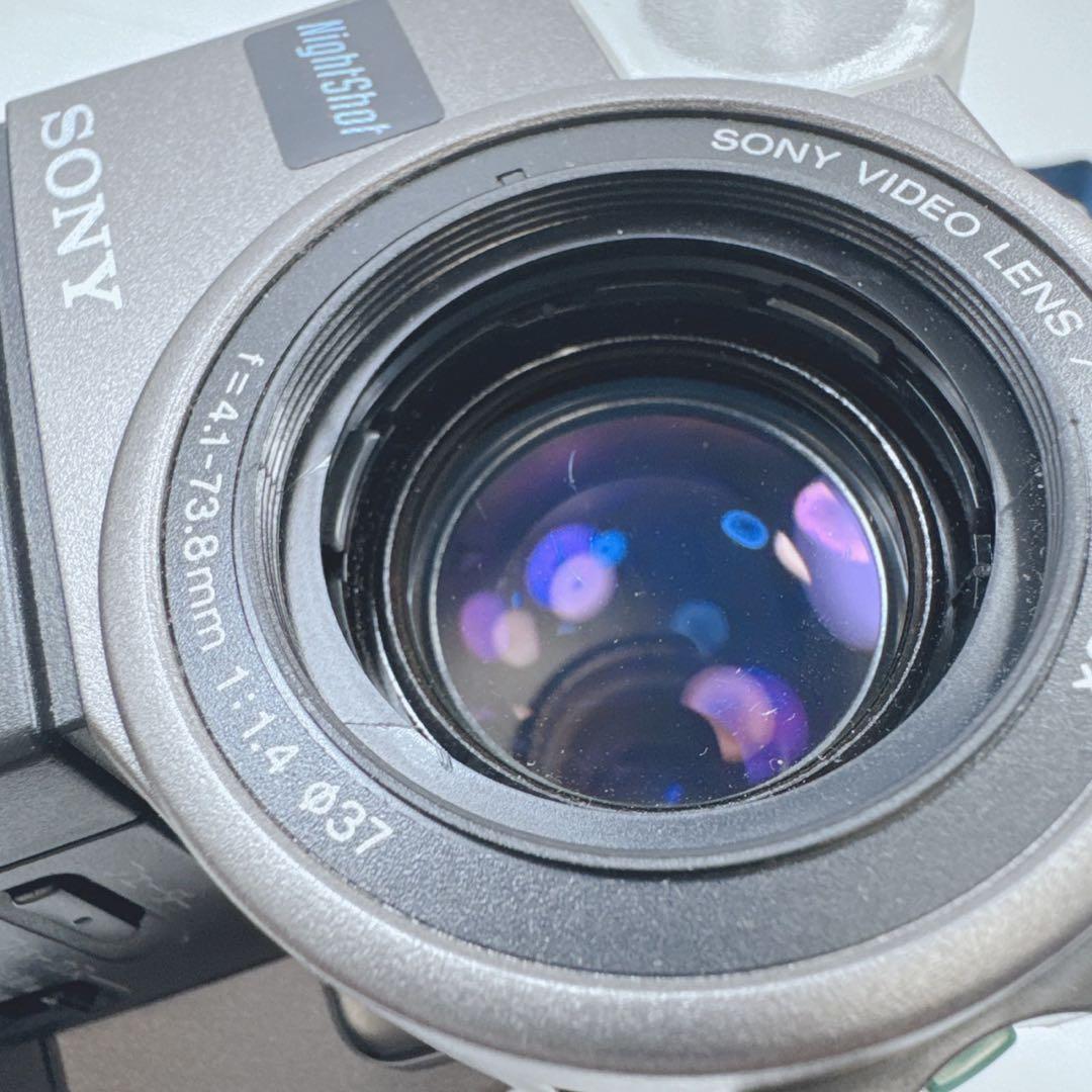 ビデオカメラ k1697 SONY Handycam video Hi8 CCD-TR290