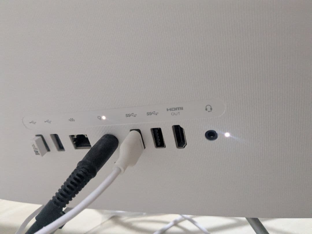 HP デスクトップPC ホワイト