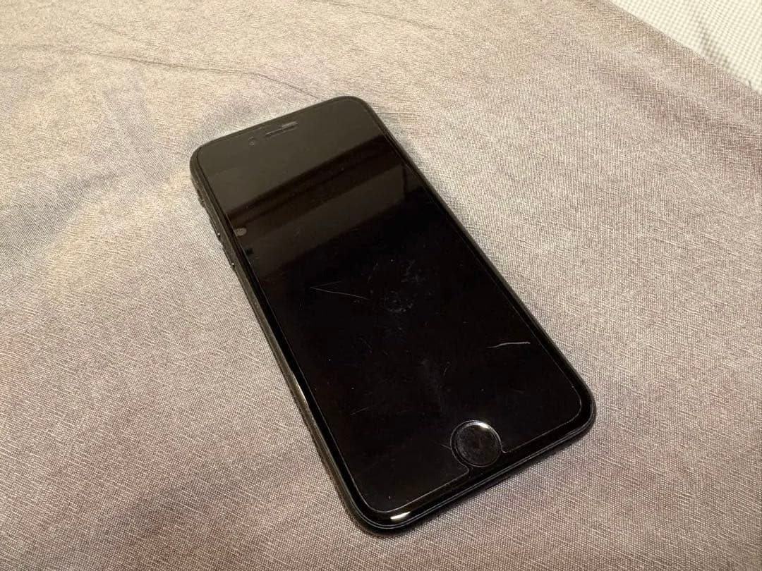 iPhone SE 第2世代 64GB ブラック 黒　SIMフリー