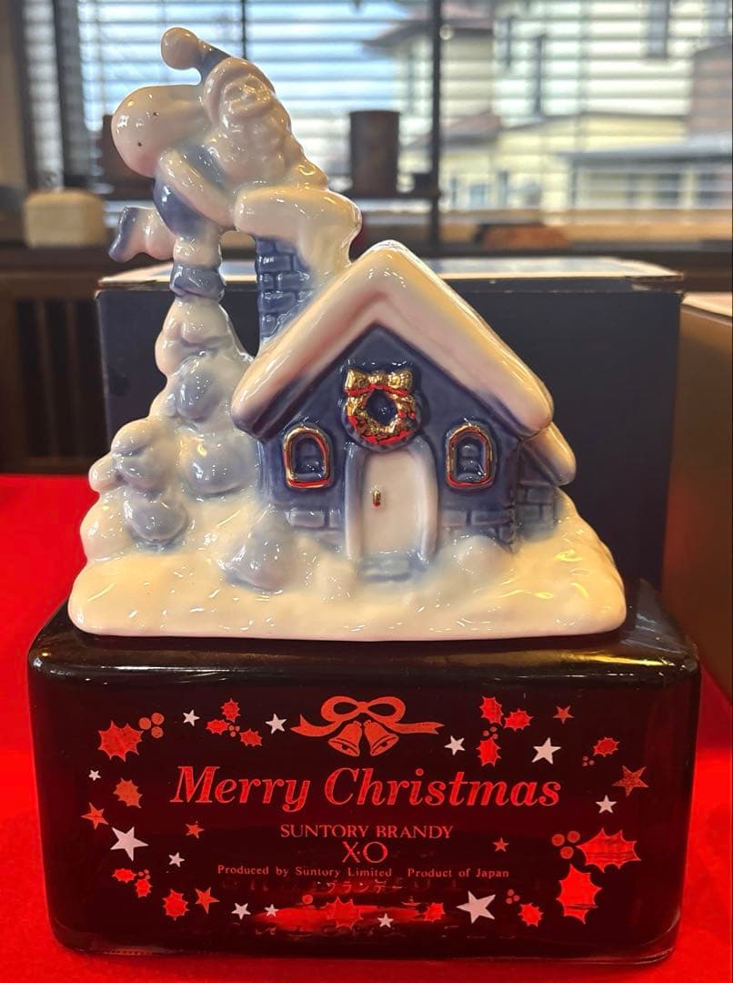 ウィースキ　飾りお酒　古酒　700ml SUNTORY XO