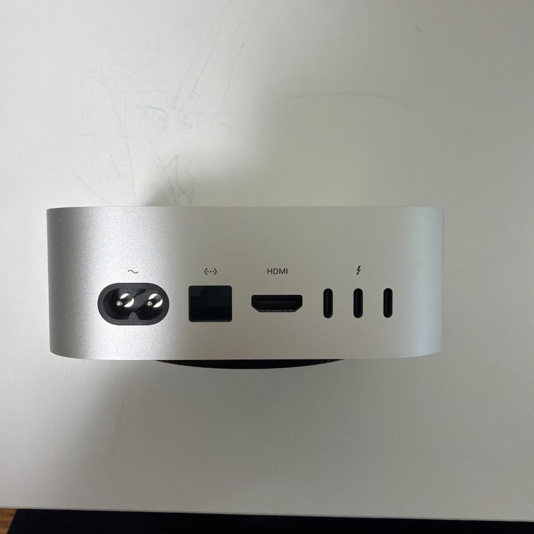 Apple Mac mini (M4, 256GB SSD, メモリ16GB)