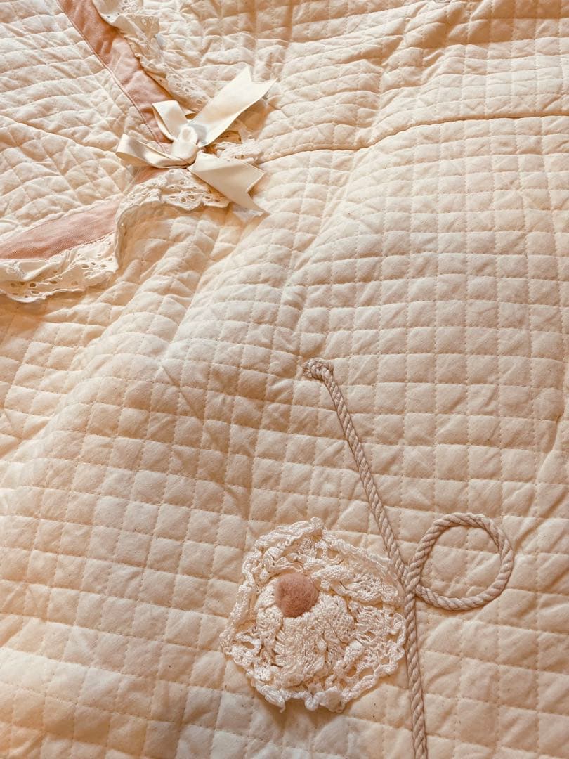 ❤️お値下げ★さえら★アンリコ★お花モチーフとリボン飾り付★キルティングマット特大