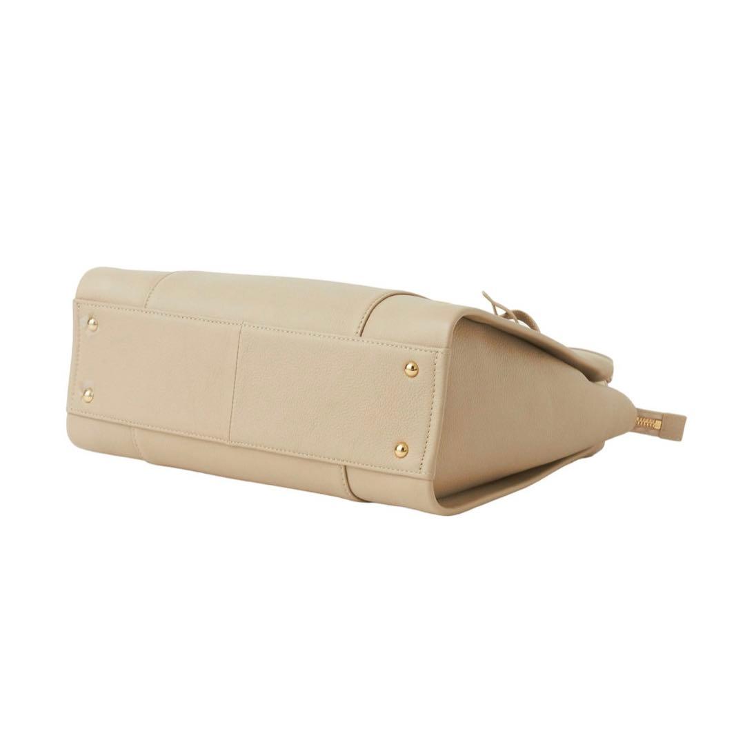 【新品未使用】DIANA 肩掛けバッグ