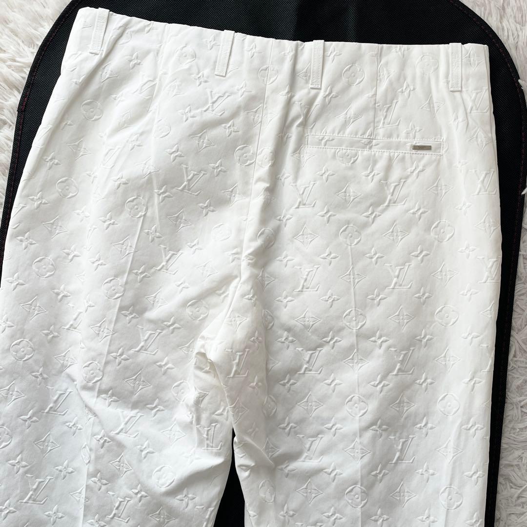 未使用品 XLサイズ Louis Vuitton エンボスモノグラム チノパンツ