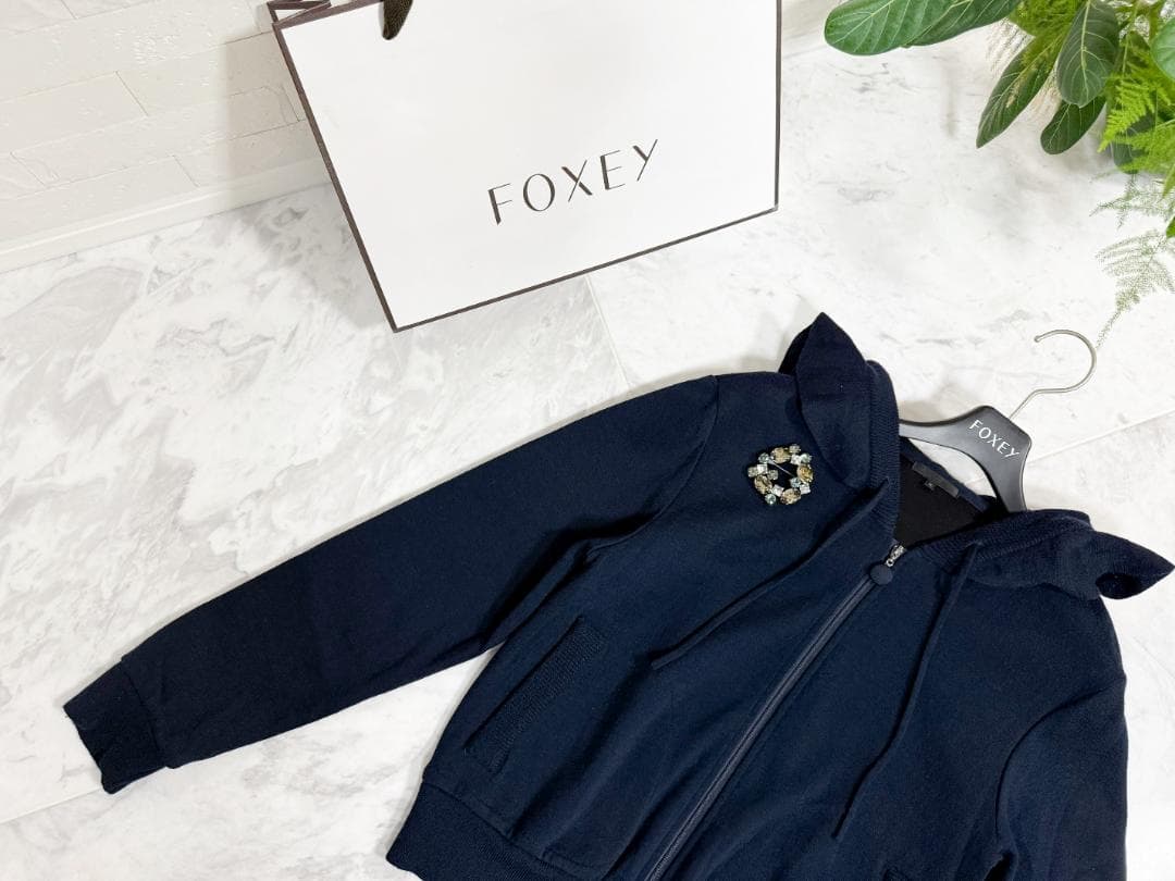 美品★TO BE CHIC ニットパーカー Ⅱ