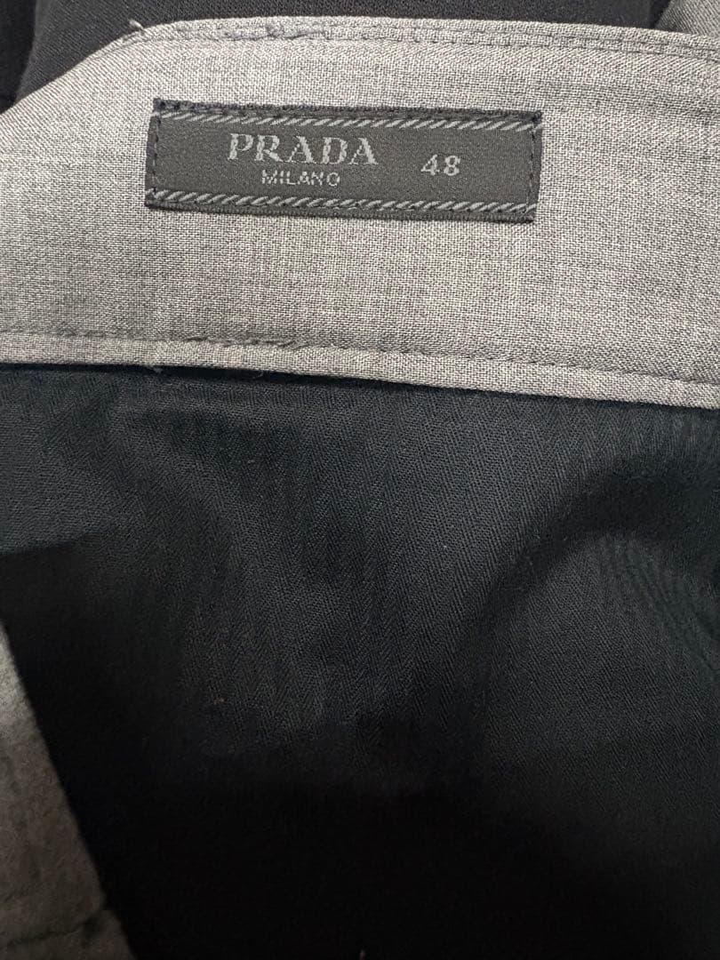 PRADA グレースラックス