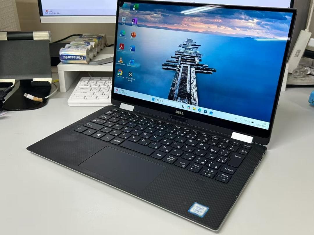 DELL XPS 13 9365 / i5-7Y75 / タッチパネル機能搭載