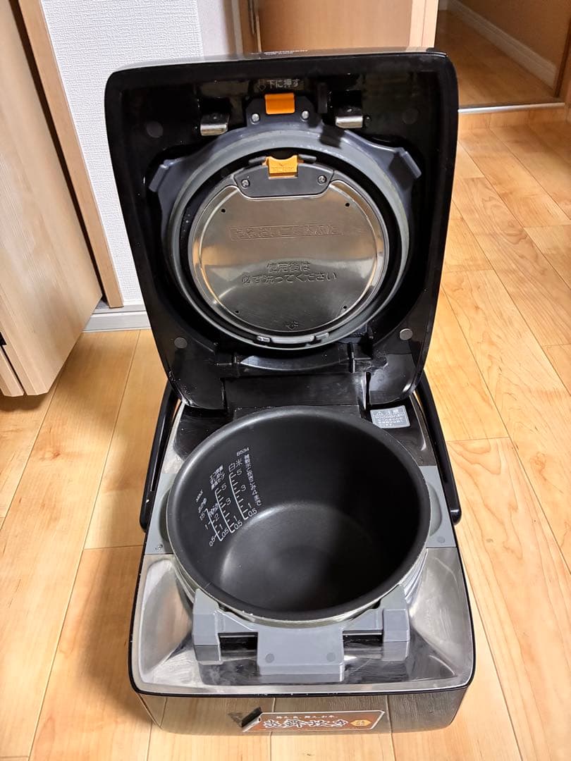 象印 圧力IH炊飯器 炎舞炊き NW-KA10