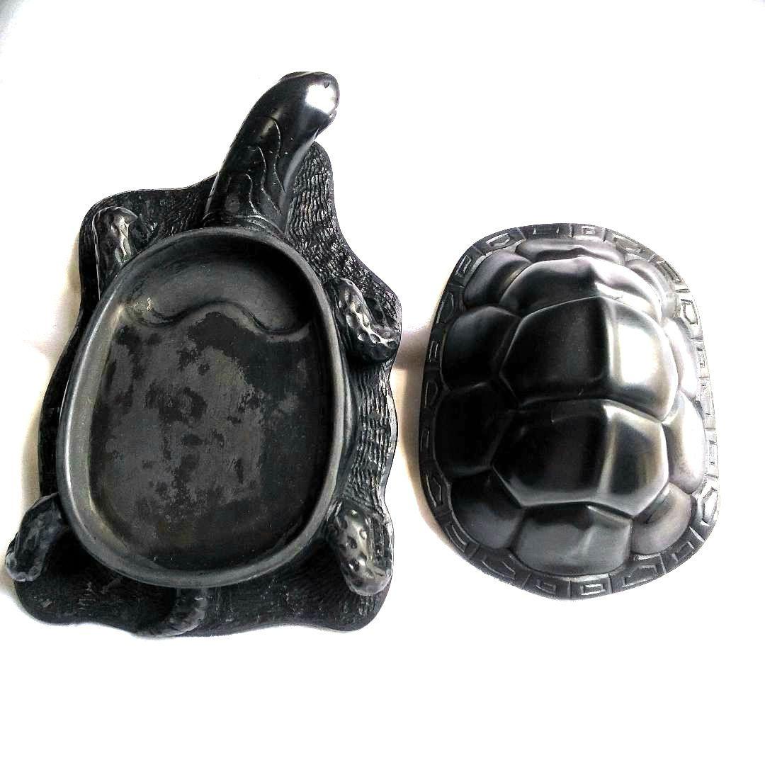 亀の硯 (スズリ)