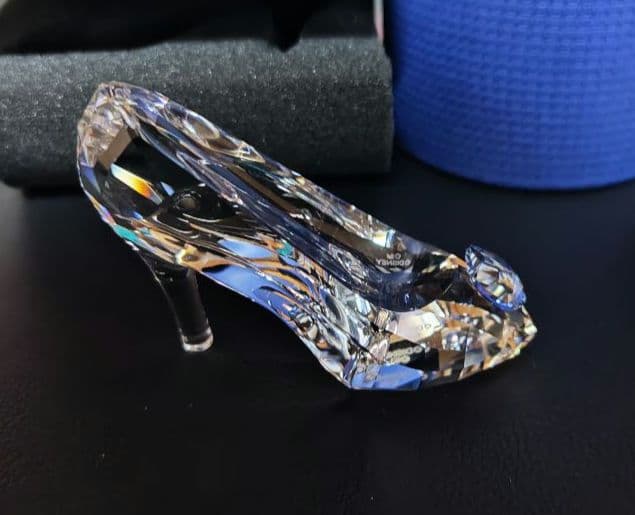 ディズニー シンデレラ ガラスの靴 スワロフスキー