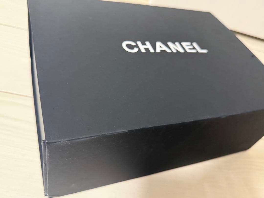 ３１日まで限定価格CHANEL チェーン フラップバッグキャビアスキン 2way