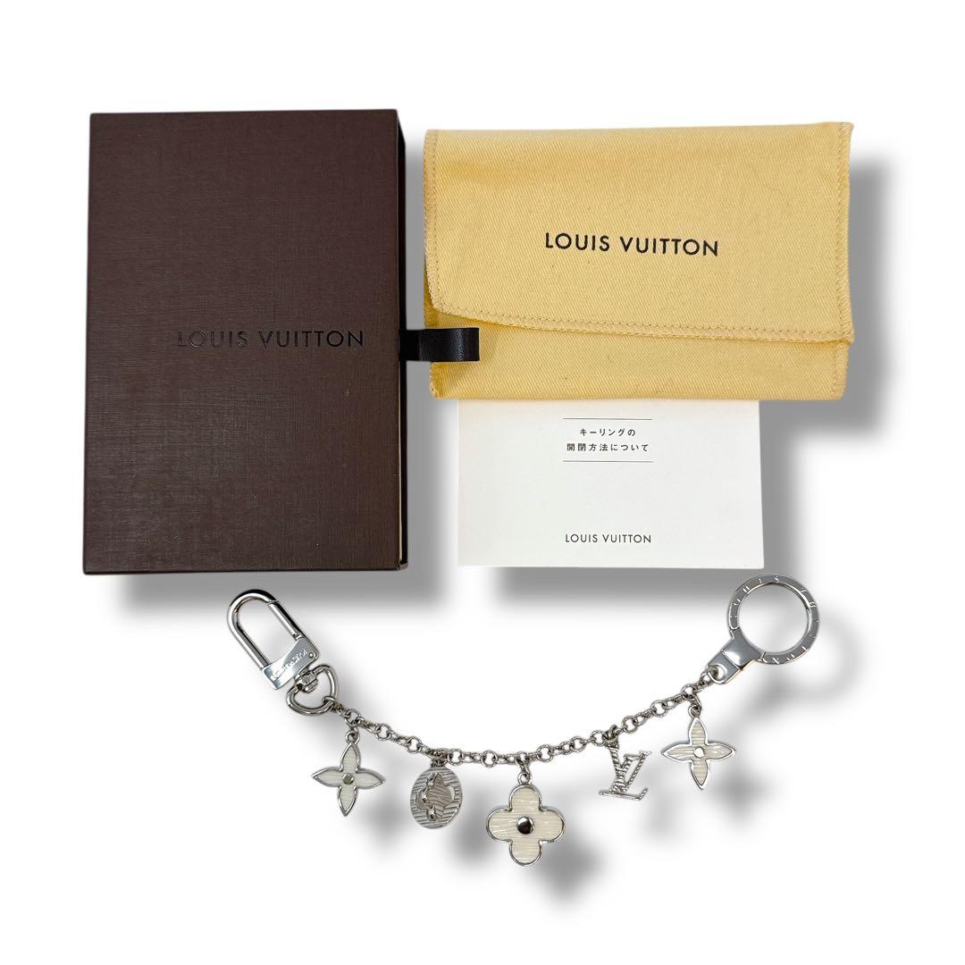 ルイヴィトン チャーム M65110 ビジューサックシェンヌフルールドゥエピ