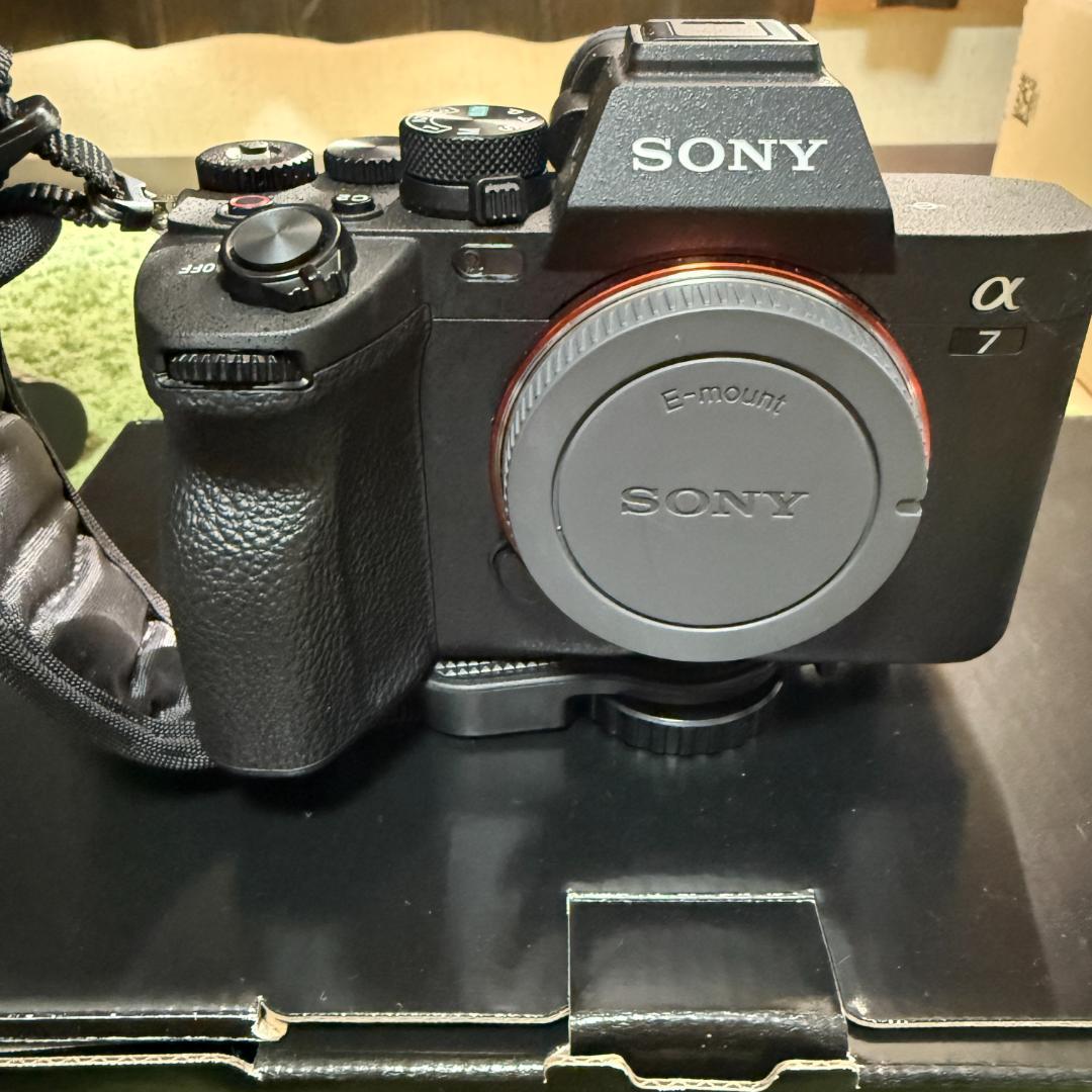 【美品】SONY α7iv + FE 24-70mm F2.8 GM ll