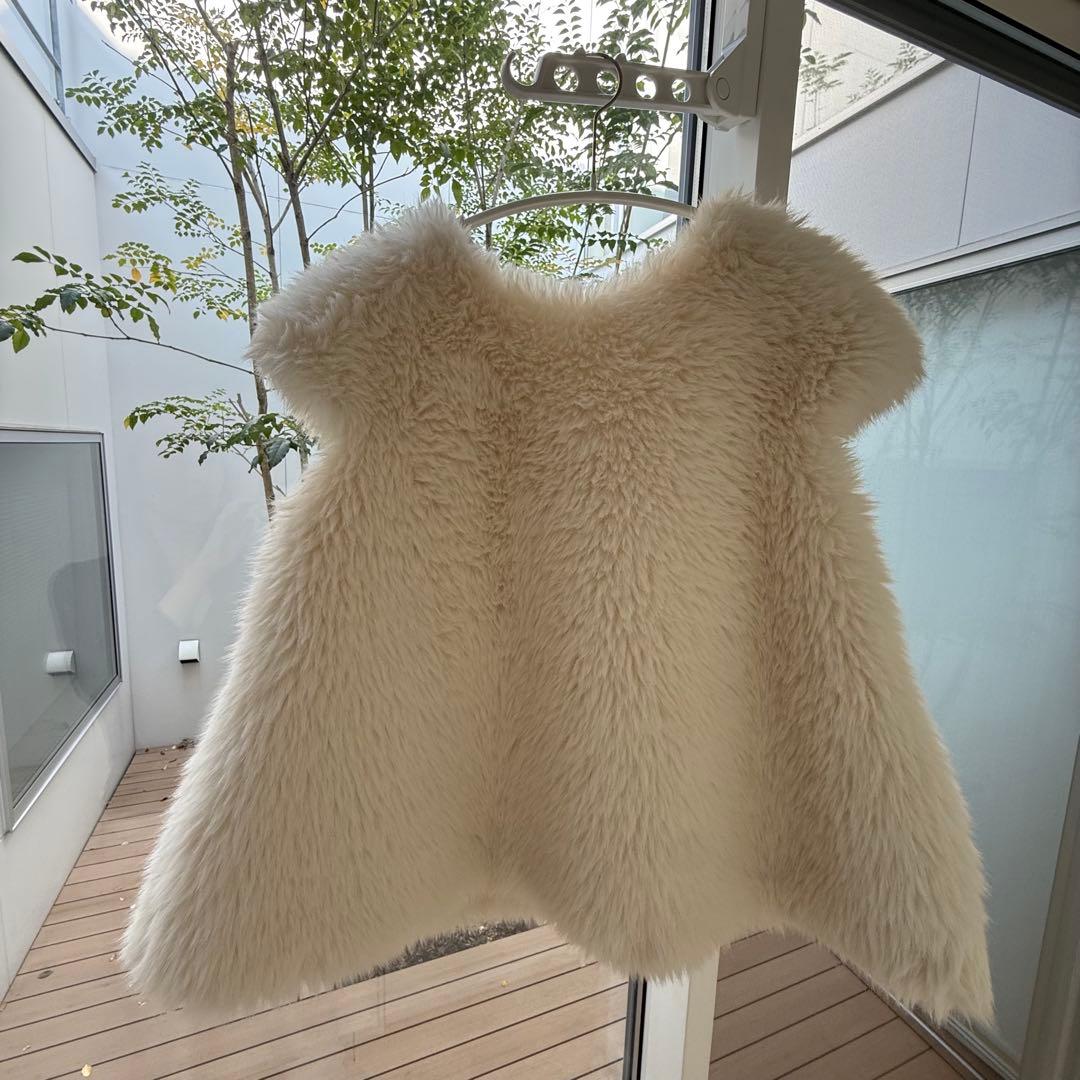 【1回のみ使用】 Birthday bash ファー ベスト ホワイト zara