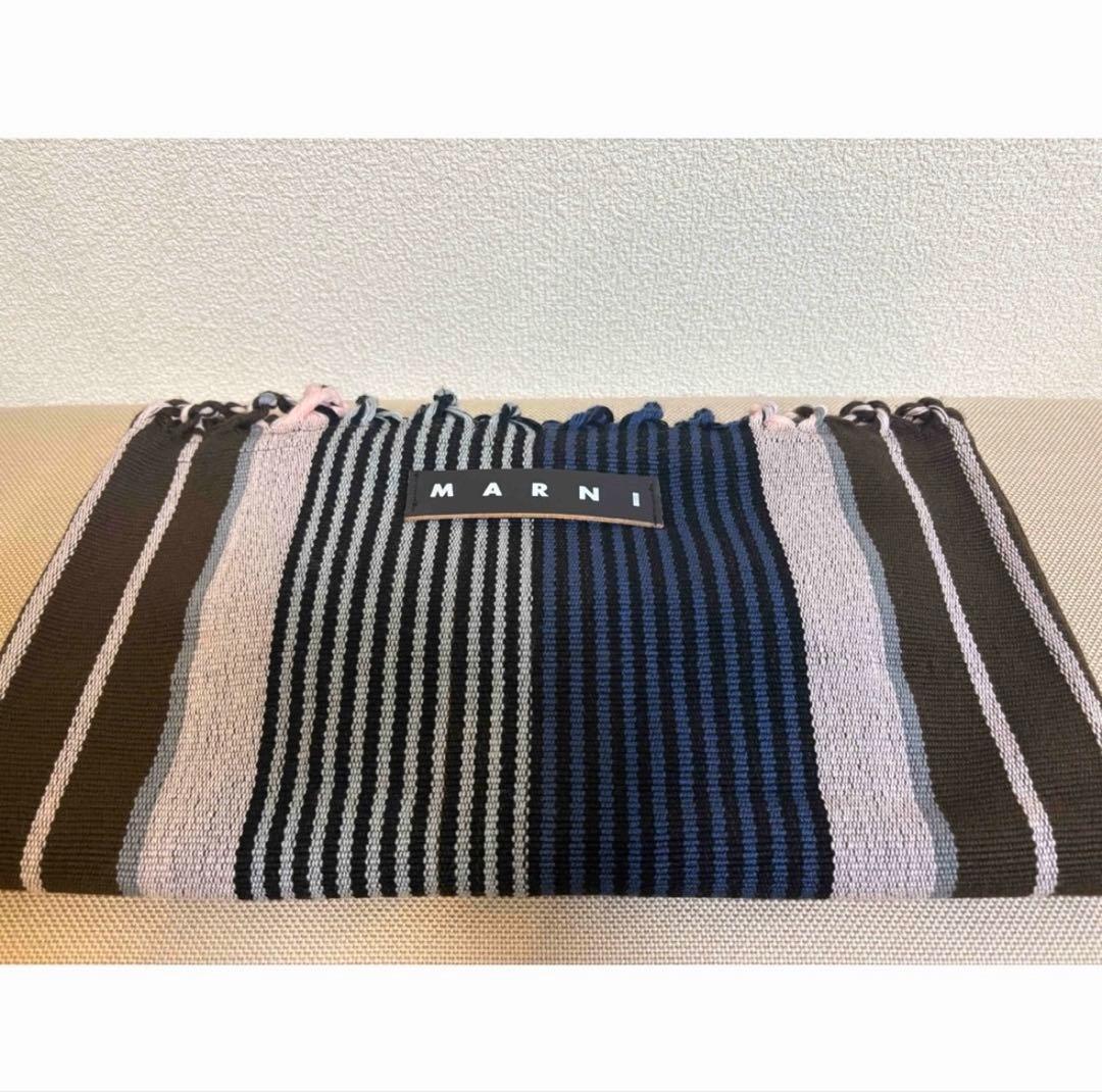 短時間2度使用　MARNI MARKET HAMMOCK BAG マルニ