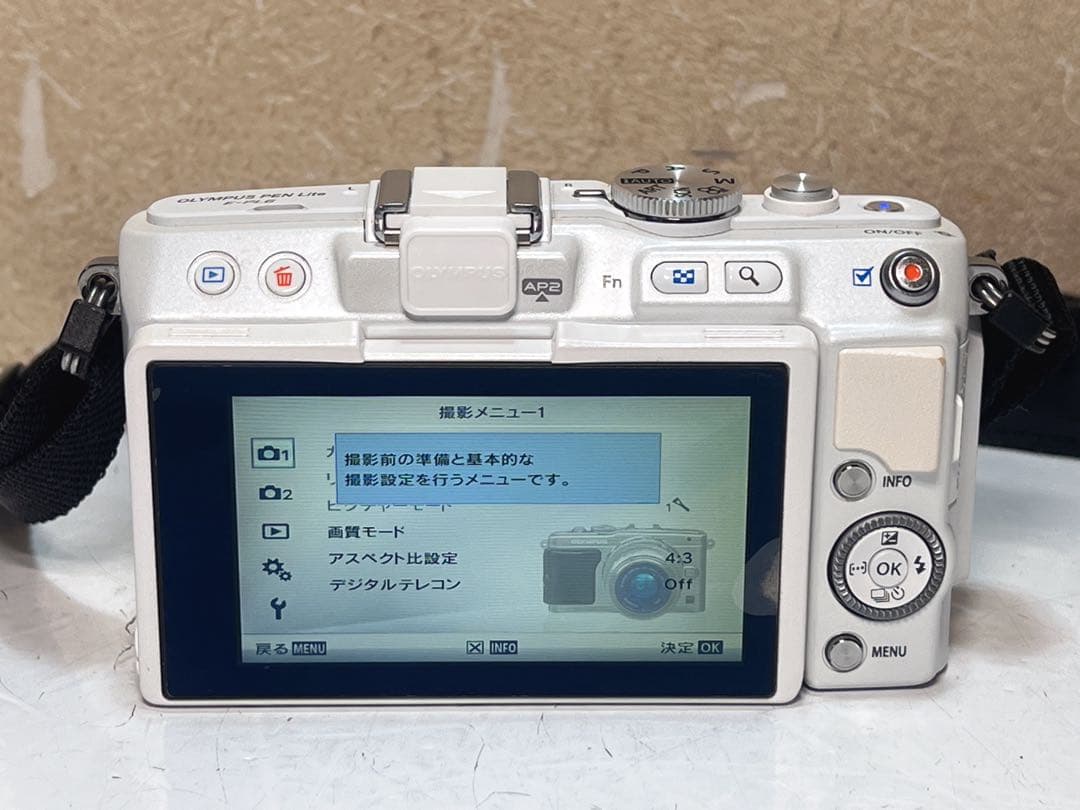OLYMPUS PEN Lite E-PL6 ホワイト