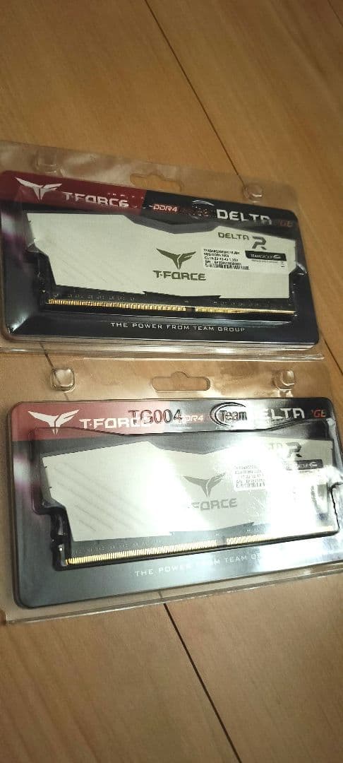 T-FORCE DELTA 8GB DDR4 3600MHz メモリx2枚