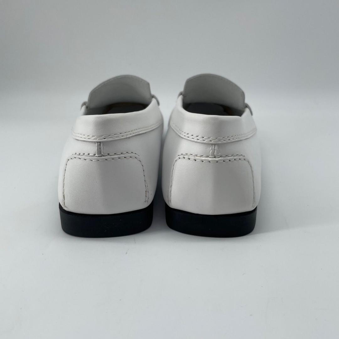 15085✨未使用級✨トッズ ゴンミーニ ドライビングシューズ レザー 白
