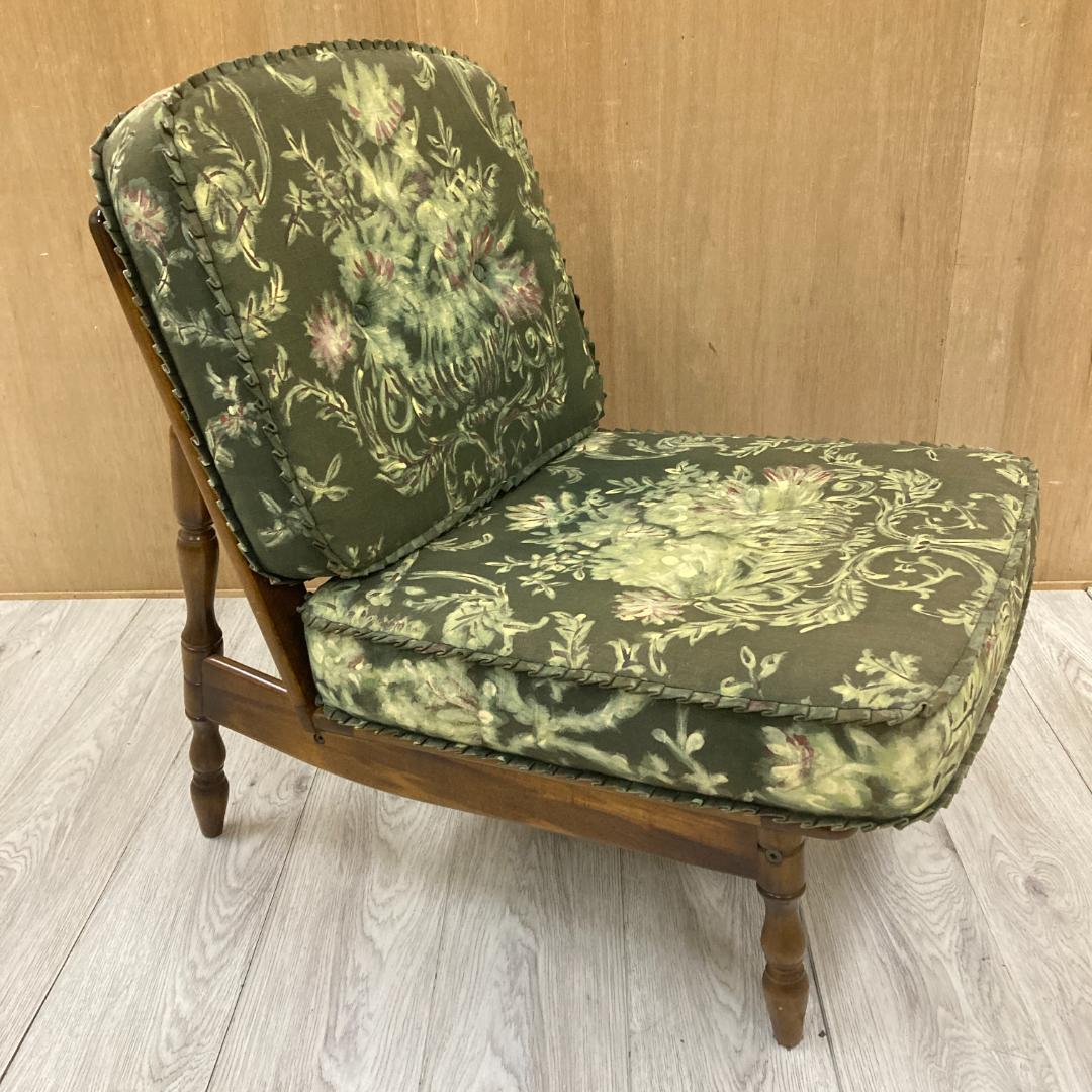 【カリモク】コロニアル 　1人掛けソファ