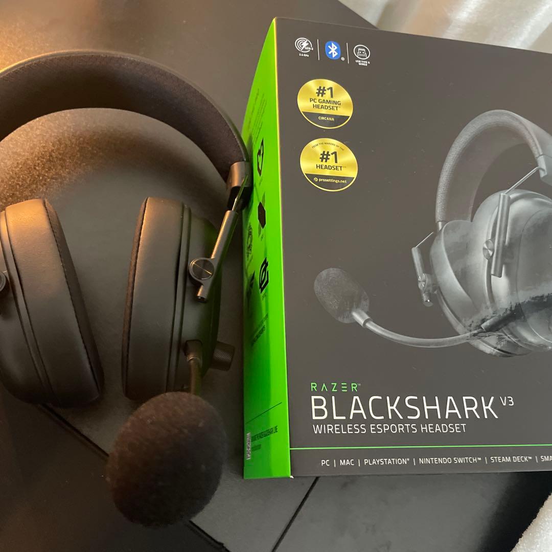 ヘッドホン RAZER BLACKSHARK V3