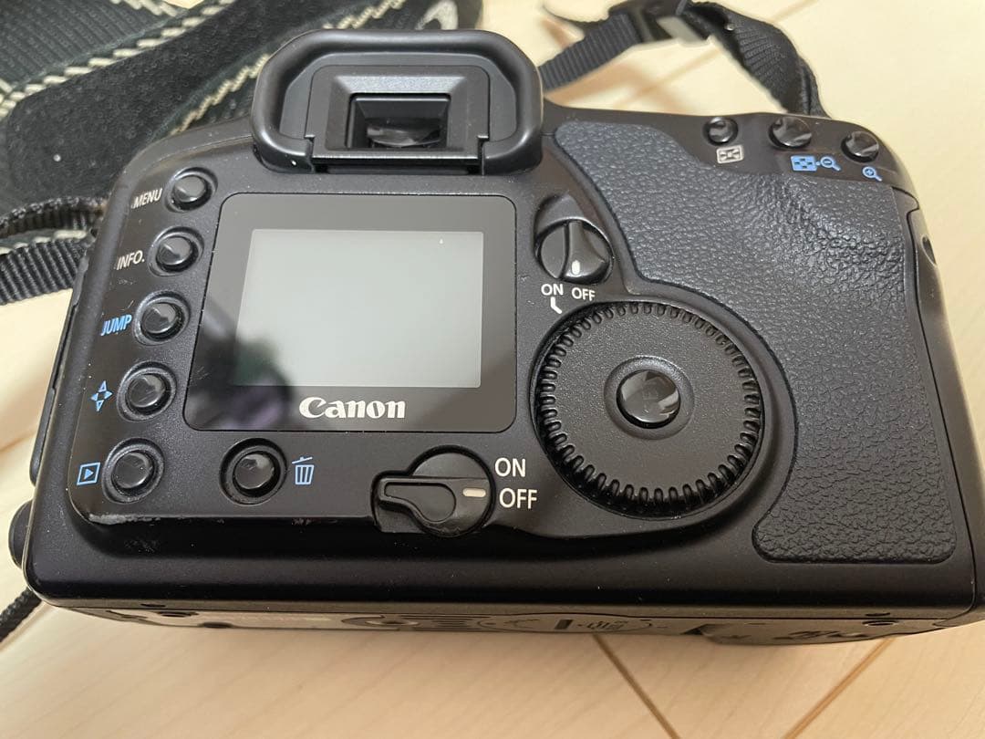 【ジャンク】canon EOS 10D レンズ付き