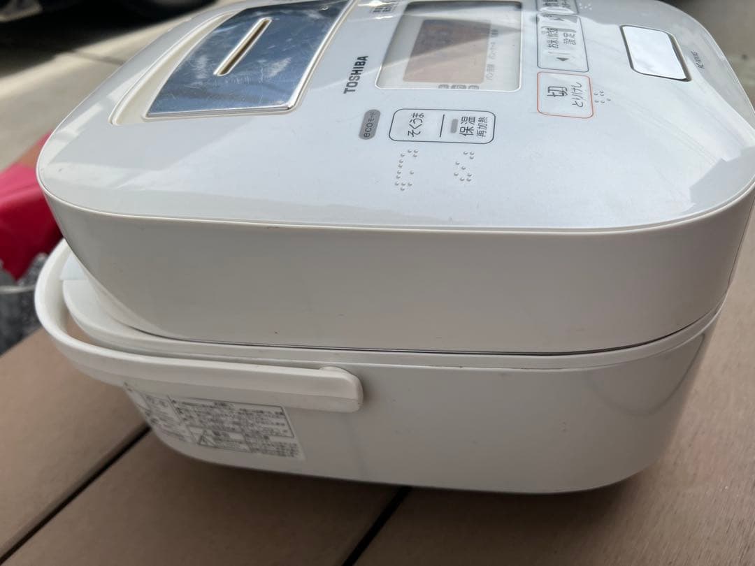 TOSHIBA／RC-10VXG／真空圧力 かまど炊き／5.5合炊き動作確認済み