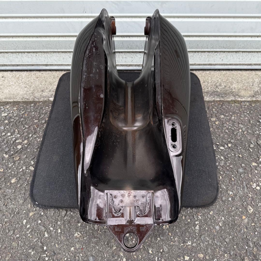 SR400 RH01J 純正タンク